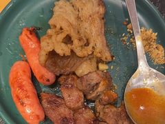 -臻牛烤肉