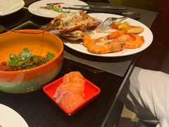 -大中华希尔顿酒店-念自助餐·嗨啤·小龙虾