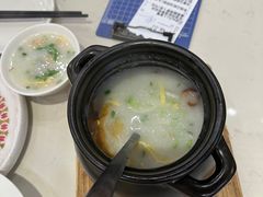 -乜都得港式茶楼(天贵路店)