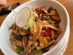 沙姜蘑菇焖板栗-汝是素•文创素食馆(金月湾店)