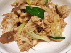 -关东小磨东北菜(漕河泾印象城店)