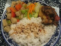 -蜗牛小馆醉乡民谣云南菜(惠新西里店)