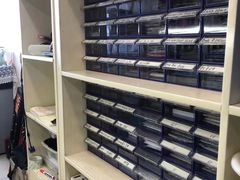 -鸿准通信科技·忠诚手机电脑维修中心(三林店)