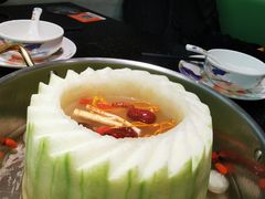 -得意咚瓜·顺德鱼生·冬瓜火锅(深圳首店)