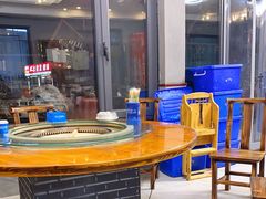 -明月食府(二区干二路店)