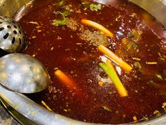 -肖肖酸萝卜鱼火锅(总店)