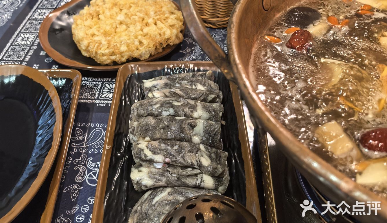 望云滇·云南味·酸汤鲜牛肉火锅 第二次来吃