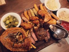 肉食联盟拼盘-Ambra Haus琥珀屋精酿餐厅(宝山店)