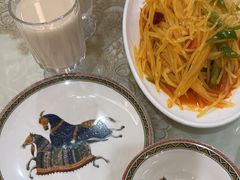 -欧提汗·新疆餐厅·清真(银都路店)