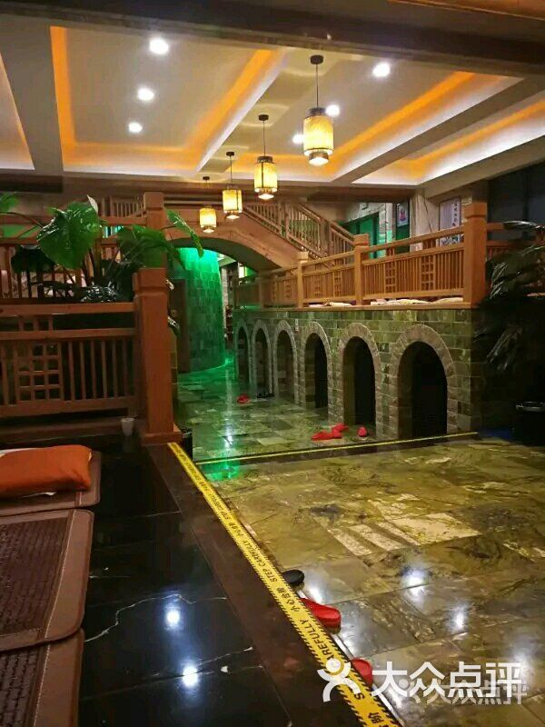 瀚金佰九号温泉