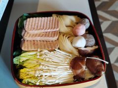 -润园四季椰子鸡火锅(海上世界店)