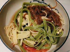 -江城小馆陕南妈妈菜·全球旅行餐厅(钟楼店)