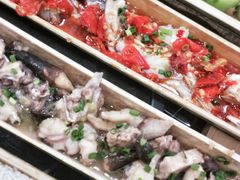 竹筒鸡枞菌蒸走地鸡-胡须哥网红竹筒菜
