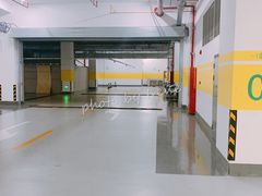 -国华国际广场-地下停车场