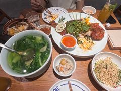 -一坐一忘云南菜(嘉里中心店)