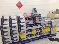 零售区-光明牛奶棚(南泉店)