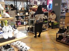 -三福时尚(三峡广场华夏银座店)