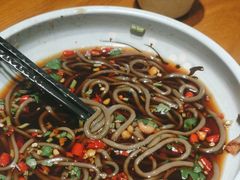 -偶屋里钵少爷(时代广场店)