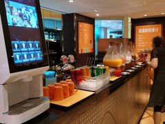 -怡咖啡海鲜自助餐厅(浦东香格里拉店)