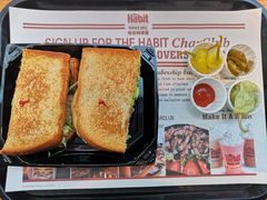 -The Habit Burger Grill 哈比特汉堡(复兴soho店)