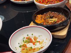 -川流不息·地道川菜·小龙虾(新松江路店)