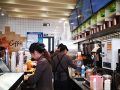 -CoCo都可(湖滨银泰店B区店)