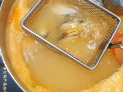 -樾餐厅泰式海鲜火锅(民歌湖店)