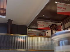 -阿瓦山寨·湘菜现炒·剁椒鱼头王(咸阳总店)