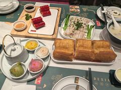 -悦得闲广式点心茶楼(蓝鲸世界店)