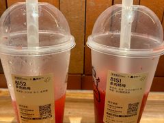 -喜茶(迪士尼小镇·平行宇宙店)