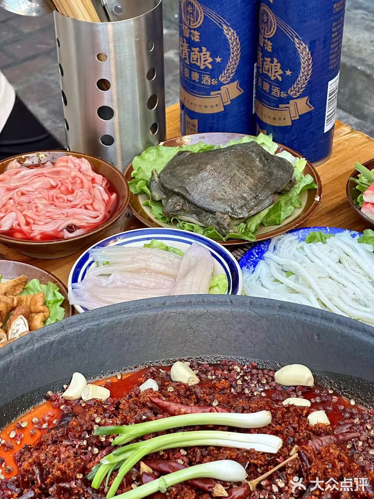 成都本地人超爱的划算又好吃的市井火锅🥘 