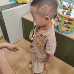-奇怪的独角兽亲子理发沙龙