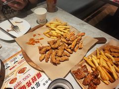-必胜客(上海新南方商城PH店)