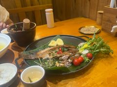 -老滇山寨•云南特色菜•地方菜•民族风情歌舞表演(金碧店)