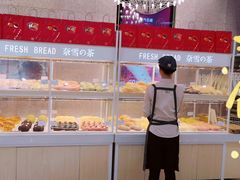 面包甜点陈列柜-奈雪的茶(石厦时代广场店)