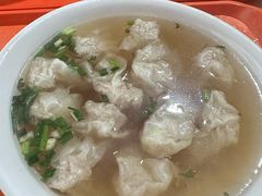 -张阿三馄饨店