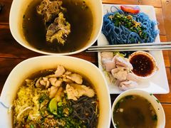 -蝶豆花蓝面条