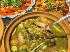 -李双猪·小龙虾·烧烤·羊肉煲(乐山店)