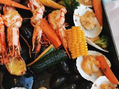 -水桶王国主题餐厅·聚会·生日派对·亲子活动·家庭套餐(亚龙湾希尔顿店)