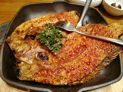 香茅草烤罗非鱼-云海肴·汽锅鸡·云南菜(苏州中心店)