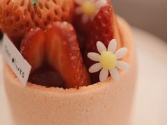 草莓慕斯-Ten Olives甜点