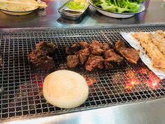 -马路牙子烧烤音乐酒馆(望京店)