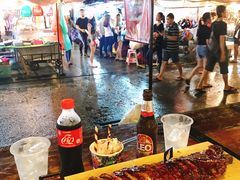 -席娜卡琳火车铁道夜市