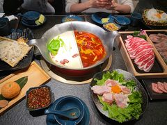 -湊湊火锅·茶憩(打浦桥日月光店)