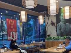 -裕记烧腊连锁餐饮(国商分店)