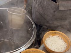 -正宗李家土鸡米线店