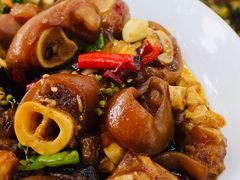 -丹水桥地锅鱼·翘嘴鲌·地方特色全鱼宴(丹江口大坝店)