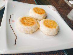 流心芝士酸奶饼-南通滨江洲际酒店-东厨中餐厅