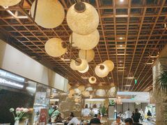 -雍和会海鲜姿造自助(湖东路店)