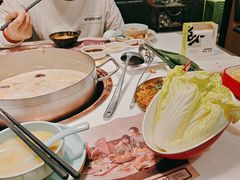 -洪氏嗨捞·猪肚鸡火锅(阳光天地店)